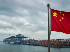 China detém mais navios ligados ao Panamá em consequência de precipitação no canal China detém mais navios ligados ao Panamá em consequência de precipitação no canal