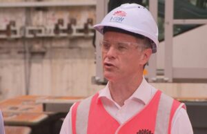 Chris Minns define um cronograma para sua aposentadoria política Chris Minns fez o anúncio em uma coletiva de imprensa hoje.