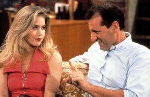 Christina Applegate agora se encolhe com o desejo do público de ‘casado com filhos’ por ela, diz que o papel de Kelly Bundy piorou sua anorexia: ‘Eu tinha que ser magro. Eu tinha tamanho 0’ Christina Applegate agora se encolhe com o desejo do público de 'casado com filhos' por ela, diz que o papel de Kelly Bundy piorou sua anorexia: 'Eu tinha que ser magro. Eu tinha tamanho 0'