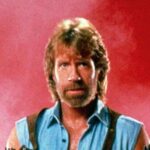 Chuck Norris, herói de filmes de ação e memespiração.