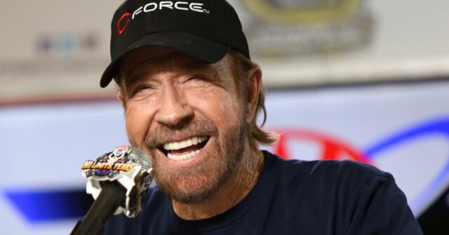 Chuck Norris, faixa preta e estrela de ação conhecido por Chuck Norris, faixa preta e estrela de ação conhecido por 'Walker, Texas Ranger', morre aos 86 anos