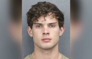 Clavicular, influenciador de ‘Looksmaxxing’, preso por supostamente instigar briga viral entre namorada e outra mulher Clavicular, influenciador de 'Looksmaxxing', preso por supostamente instigar briga viral entre namorada e outra mulher