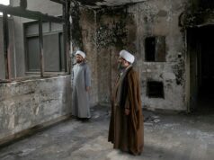 Clérigos seniores do Irã ‘expostos’ após greve em Qom, escolha de sucessão se aproxima Clérigos seniores do Irã 'expostos' após greve em Qom, escolha de sucessão se aproxima