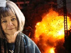 Cobri o Médio Oriente quando Saddam era amigo da América. O derramamento de sangue não parou Pessoas em luto carregam o caixão de uma das dezenas de crianças e outras pessoas mortas em um ataque israelense-americano a uma escola em Minab, no Irã, na terça-feira.