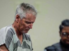 Colin Gray, pai do atirador da escola da Geórgia, considerado culpado de assassinato Pai de três filhos baleado durante discussão sobre vaga de estacionamento