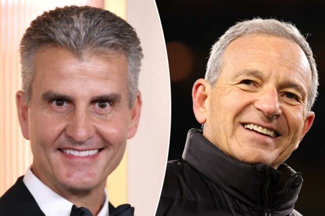 Josh D'Amaro comparece ao 98º Oscar.