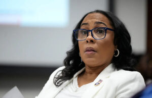 Com seus candidatos perdendo na região metropolitana de Atlanta, o Partido Republicano da Geórgia busca remover rótulos partidários Yahoo news home