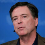 Comey se lembra de ter cantado uma música de Beyoncé durante o briefing do FBI 'Sandcastles' de 2016