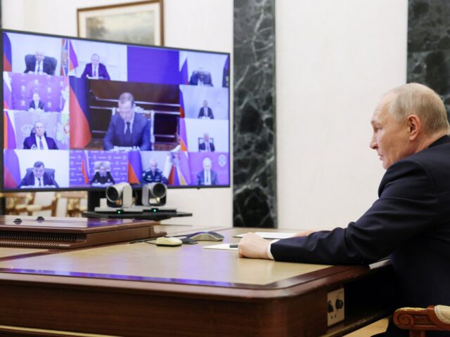 Como a Rússia poderia se beneficiar da guerra EUA-Israel contra Como a Rússia poderia se beneficiar da guerra EUA-Israel contra o Irã