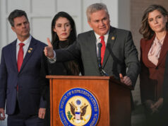 Como a divulgação dos depoimentos de Clinton saiu pela culatra para os republicanos Como a divulgação dos depoimentos de Clinton saiu pela culatra para os republicanos