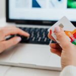 Como as assinaturas do AdultFriendFinder aparecem no seu extrato bancário