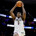 Como assistir UConn vs UCLA: transmissão ao vivo do torneio da NCAA gratuitamente, canal de TV