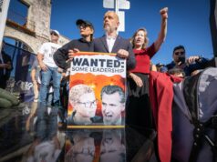 Como oito democratas poderiam eleger um governador republicano na Califórnia Steve Hilton, concorrendo ao cargo de Governador da Califórnia, detém um