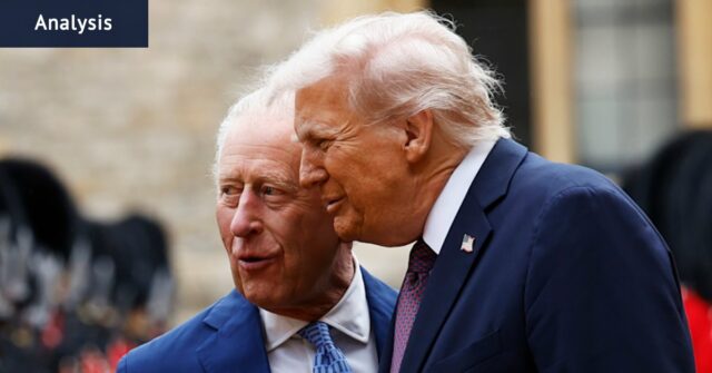 Donald Trump (à direita) chama o rei Charles de “grande cavalheiro”.