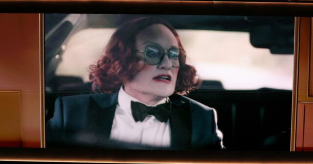 Conan dá início ao Oscar de 2026 com uma excelente abertura inspirada em 'Armas'
