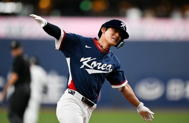 Conheça Kim Do-yeong: O futuro do beisebol sul-coreano revelado no WBC
