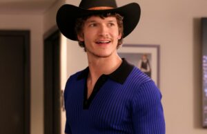 Connor Storrie apresenta ‘SNL’ com ajuda de jogadores olímpicos de hóquei e Hudson Williams Connor Storrie apresenta 'SNL' com ajuda de jogadores olímpicos de hóquei e Hudson Williams