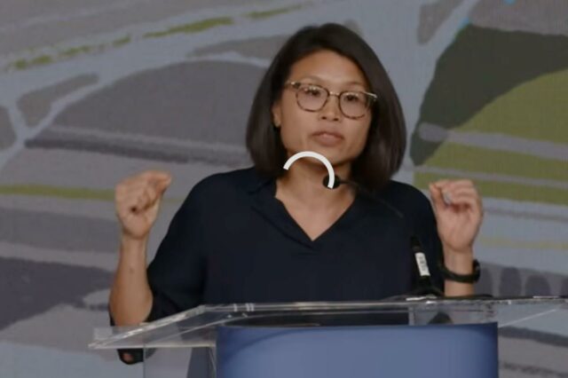 'Conserte o áudio!' O debate sobre DSA se transforma em um desastre online enquanto a transmissão ao vivo interrompida provoca revolta nos espectadores
