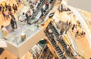 Consumidores alertados pelo que está acontecendo nos shoppings: ‘Vivendo no inferno’ Consumidores alertados pelo que está acontecendo nos shoppings: 'Vivendo no inferno'