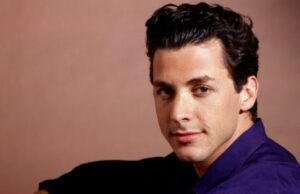 Corey Parker, ator de ‘Will & Grace’ e ‘Friday the 13th: A New Beginning’, morre aos 60 anos Corey Parker, ator de 'Will & Grace' e 'Friday the 13th: A New Beginning', morre aos 60 anos