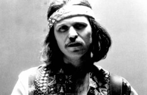 Country Joe McDonald, estrela de Woodstock que encontrou fama na contracultura com ‘I-Feel-Like-I’m-Fixin’-To-Die Rag’, morre aos 84 anos Country Joe McDonald, estrela de Woodstock que encontrou fama na contracultura com 'I-Feel-Like-I'm-Fixin'-To-Die Rag', morre aos 84 anos