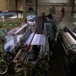 Crise do gás de cozinha na Índia força êxodo de trabalhadores têxteis