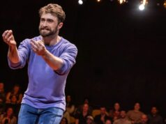 Crítica da Broadway de ‘Every Brilliant Thing’: Um dilúvio de participação do público enterra Daniel Radcliffe Crítica da Broadway de 'Every Brilliant Thing': Um dilúvio de participação do público enterra Daniel Radcliffe