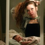 Crítica de 'bebês / meninas': um documentário suave sobre gravidez adolescente com alguns artefatos estranhos de IA