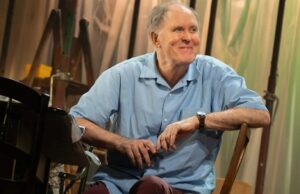 Crítica “gigante” da Broadway: John Lithgow devora Roald Dahl no café da manhã Ulster Americano
