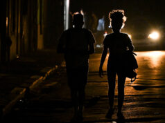 Cuba atingida por grande corte de energia em meio à pressão do petróleo dos EUA Cuba atingida por grande corte de energia em meio à pressão do petróleo dos EUA