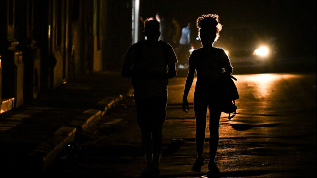 Cuba atingida por grande corte de energia em meio à pressão do petróleo dos EUA
