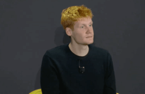 Cursor está lançando um novo tipo de ferramenta de codificação de agente Cursor CEO Michael Truell