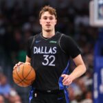 Dallas Mavericks toma decisão de Cooper Flagg contra Magic