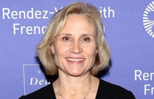 Daniela Elstner, diretora administrativa da Unifrance, apresenta queixa policial contra o cantor e ator Patrick Bruel por tentativa de estupro e agressão sexual Daniela Elstner, diretora administrativa da Unifrance, apresenta queixa policial contra o cantor e ator Patrick Bruel por tentativa de estupro e agressão sexual