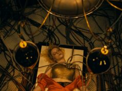 Decadente e desordenado, ‘A Noiva!’ é uma fera espetacular fora de controle Decadente e desordenado, 'A Noiva!' é uma fera espetacular fora de controle