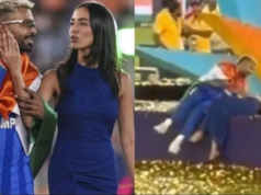 Defensor de Pune busca um FIR contra Hardik Pandya por insultar a bandeira nacional Defensor de Pune busca um FIR contra Hardik Pandya por insultar a bandeira nacional