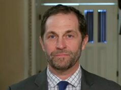 Dem Rep. Crow: A paralisação do DHS é culpa do Partido Republicano, também é diferente das paralisações criticadas pelos democratas porque o ICE está matando pessoas Dem Rep. Crow: A paralisação do DHS é culpa do Partido Republicano, também é diferente das paralisações criticadas pelos democratas porque o ICE está matando pessoas