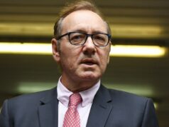 Demissão de ‘House of Cards’ de Kevin Spacey: MRC perde US $ 29 milhões em caso de seguro por causa de vício sexual Demissão de 'House of Cards' de Kevin Spacey: MRC perde US $ 29 milhões em caso de seguro por causa de vício sexual