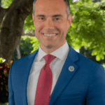 Democrata inverte assento de prefeito do sul da Flórida, mantido há décadas