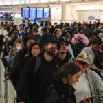 Desenho animado de Mike Luckovich