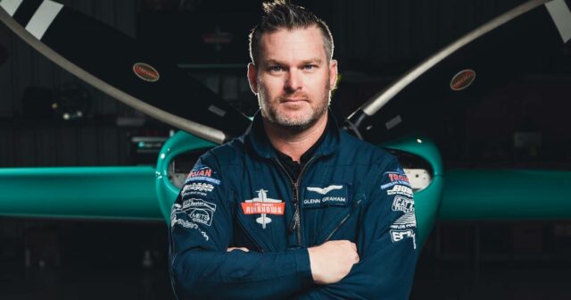 Depois de 26 anos, esta cidade de Wheatbelt está prestes a reviver um show aéreo espetacular
