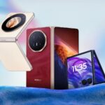 Uma visão de cima do Galaxy Z Flip 6 e do Galaxy Z Fold 6.