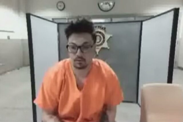 Deputado do Arizona acusado de sequestrar mulher sob custódia, demitido Deputado do Arizona acusado de sequestrar mulher sob custódia, demitido do departamento que investiga o caso de Nancy Guthrie