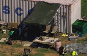 Dezi Freeman ‘claramente’ teve ajuda na fuga, diz ex-detetive E a polícia