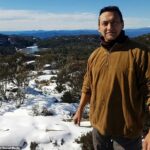 O fugitivo Dezi Freeman foi morto a tiros após sete meses de fuga, após supostamente ter sido encontrado dentro de um contêiner perto de Walwa, a 188 km de Porepunkah.