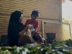 Didampingi PNM, Ibu Wulan Berhasil Ubah Usaha Kecil Jadi Penopang Keluarga Didampingi PNM, Ibu Wulan Berhasil Ubah Usaha Kecil Jadi Penopang Keluarga