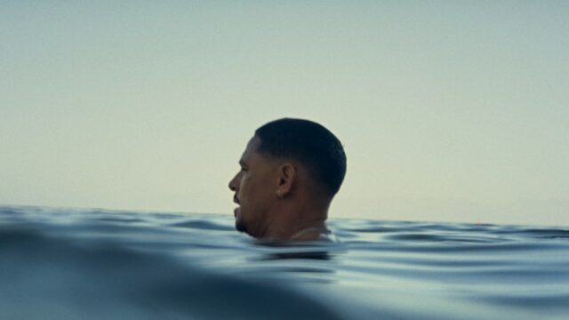 Diretor de 'O coração é um músculo' sobre família, paternidade e passagem do 'trauma' geracional para a 'cura' na inscrição no Oscar sul-africano
