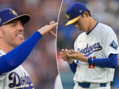Dodgers ganham anéis da World Series de 2025. Veja como eles se parecem Um close da mão de Shohei Ohtani segurando um anel do Los Angeles Dodgers World Series.