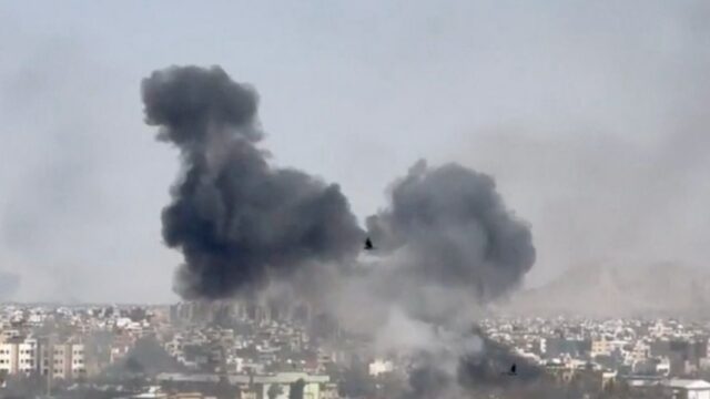 Dois adolescentes mortos em Shiraz, dois mortos em Abu Dhabi Dois adolescentes mortos em Shiraz, dois mortos em Abu Dhabi à medida que a guerra no Irã se expande