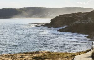 Dois homens morrem após serem retirados do surf Dois homens morrem após serem retirados do surf